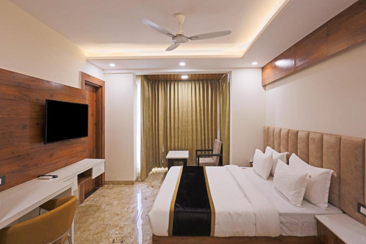 Hotel Deluxe Stay Inn - Near Delhi Airport New Delhi Eksteriør bilde