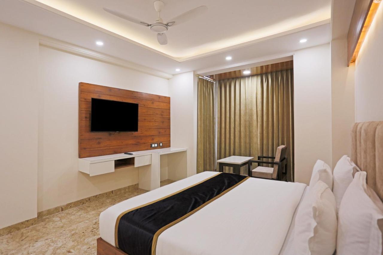 Hotel Deluxe Stay Inn - Near Delhi Airport New Delhi Eksteriør bilde