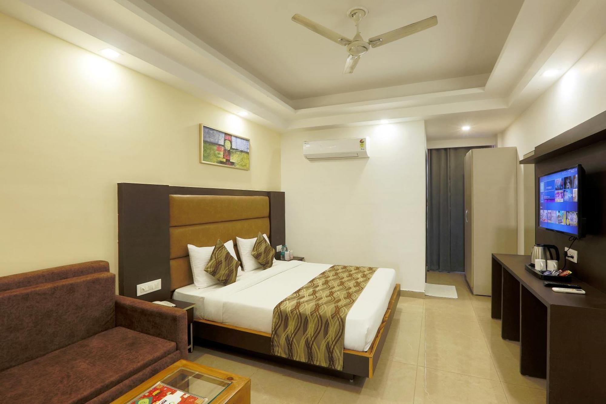 Hotel Deluxe Stay Inn - Near Delhi Airport New Delhi Eksteriør bilde