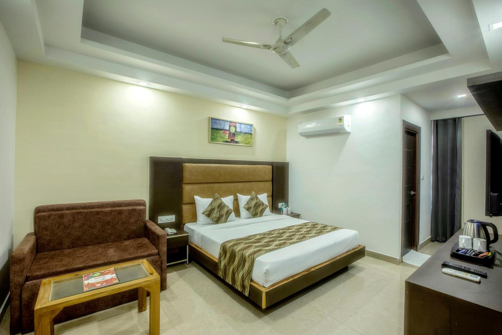 Hotel Deluxe Stay Inn - Near Delhi Airport New Delhi Eksteriør bilde
