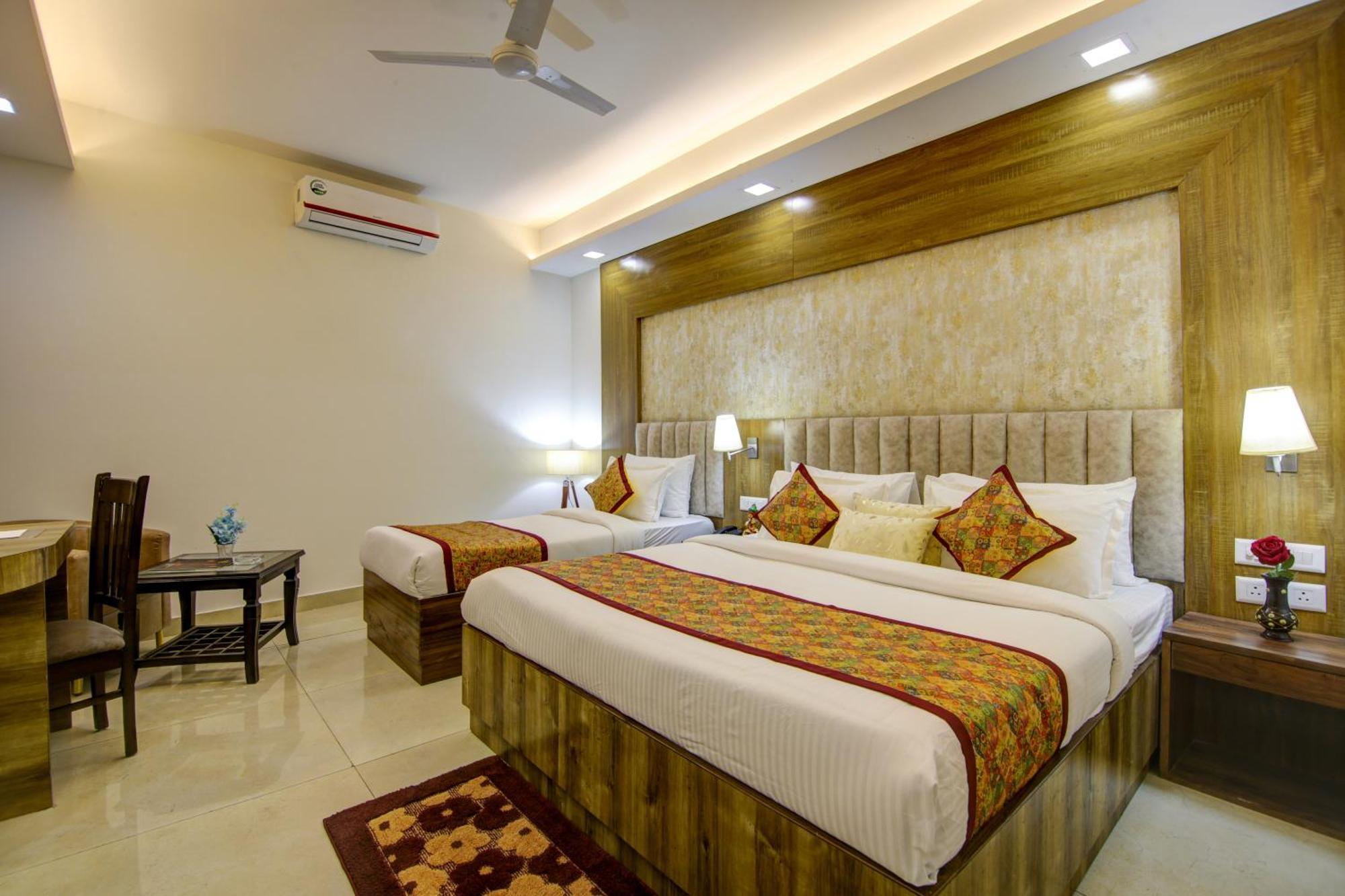 Hotel Deluxe Stay Inn - Near Delhi Airport New Delhi Eksteriør bilde